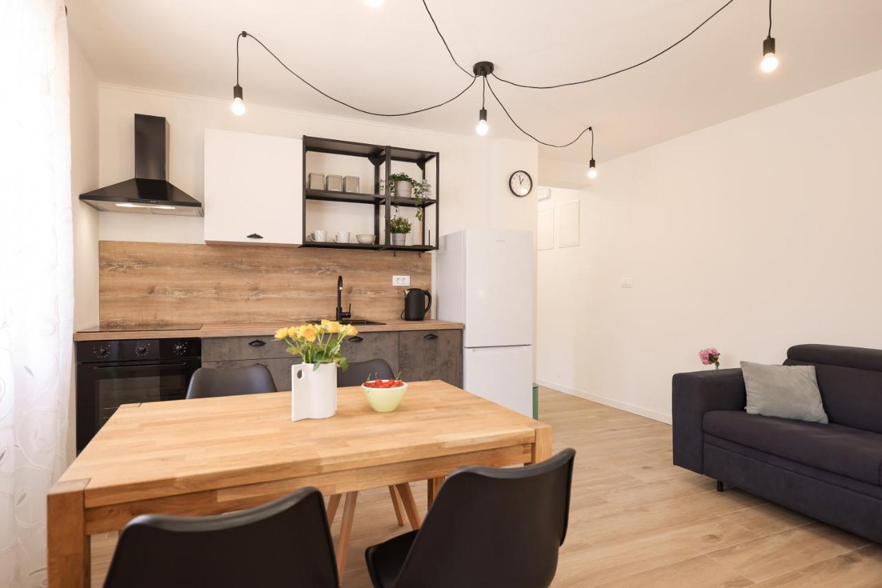 Apartment Ana Zadar Bagian luar foto